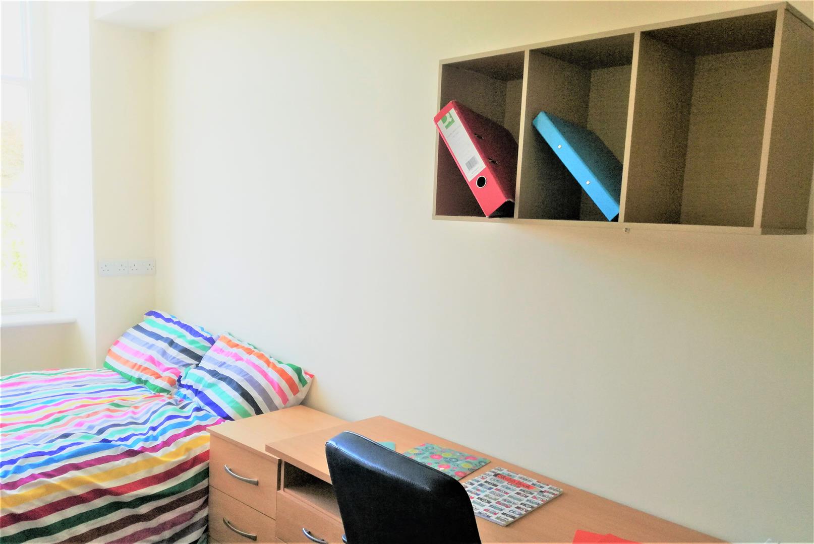 Flat 2, 5 Queen Street, Lancaster, LA1 1RS